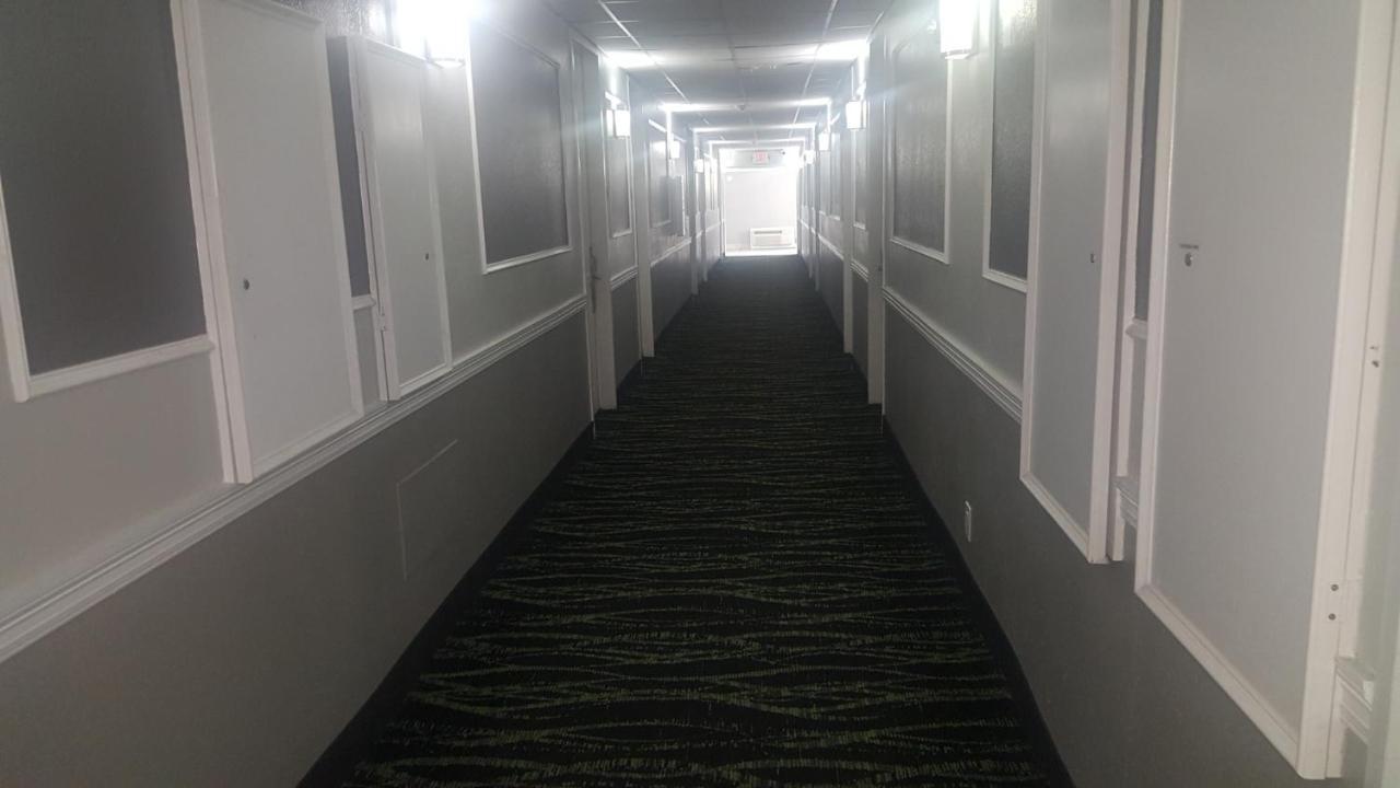 Regency Inn & Suites เพนซาโคลา ภายนอก รูปภาพ